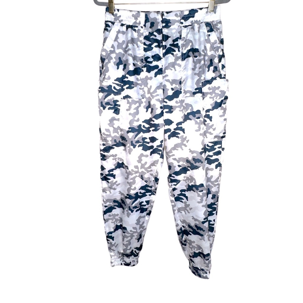 LABIJOU Silky Soft Camouflage Print Jogger Pants